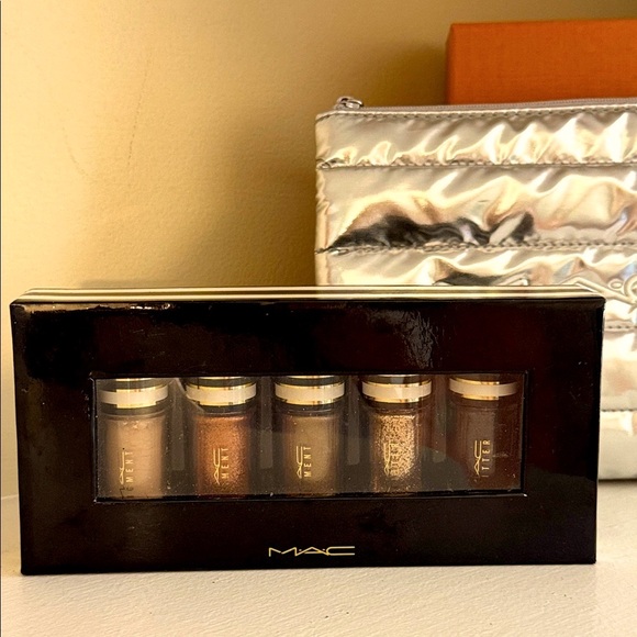 MAC Cosmetics set 5 eyeshadow glitters limited edition Gold Black Beige w/pouch - Picture 1 of 4